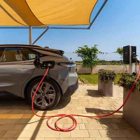 Le Scuderie 9 גלטונה